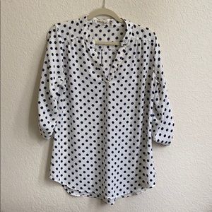 Blouse blue dots